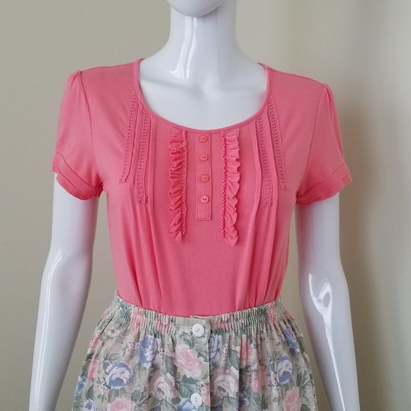 Ivy Crew Tops - Ivy Crew Pink Ruffle Front Knit Top Crochet Accent Short Sleeve Size S